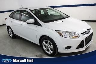 13 focus se, 2.0l 4 cylinder, auto, cloth, cruise, alloys, sync, clean 1 owner!