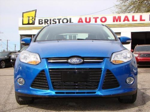2012 ford focus se 4dr sedan low mileage 16,xxx! vehicle is in 5 star condition!