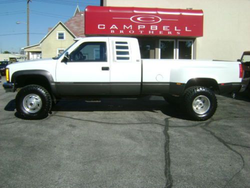 1992 gmc sierra 3500 sle ext. cab 4x4 dually one owner only 75,475 aqctual miles