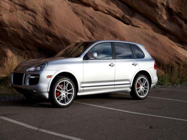 Porsche: cayenne gts sport utility 4-door