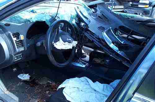 Sell used 2012 Nissan Altima S Sedan 4-Door 2.5L WRECKED ...