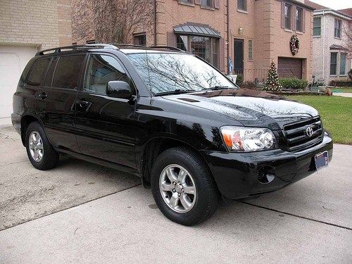 2006 toyota highlander sport suv 4-door, v6, seats 7 passengers, one owner