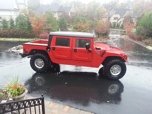 Red hummer h1 1995, gas engine, brand new parts and updates, 4 doors, like new!