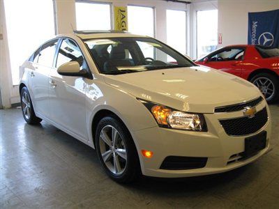 2013 chevrolet cruze 2lt roof ****459 miles**** like new factory warranty$20,995