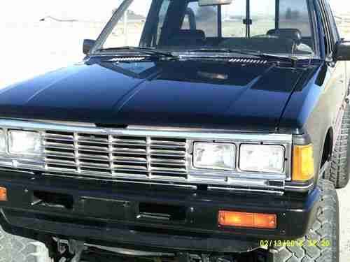 1986 Nissan 4x4 king cab #5