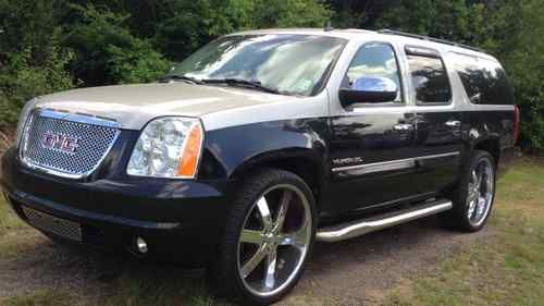 2007 gmc yukon xl 1500 slt 1-owner over $60,000 new 26'' wheels