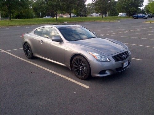 Excellent infiniti g37 6 speed sport loaded. no reserve