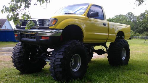 1997 toyota tacoma monster truck 350 v8 44 boggers 4x4 clean low miles