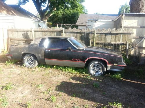 Oldsmobile hurst cutlass 1983 15th anniversary