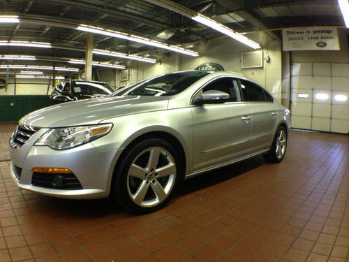 Volkswagen cc lux  2.0 turbo navigation leather 18 wheels 1 owner clear carfax