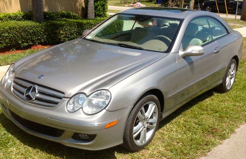 2008 mercedes benz clk class clk-350 silver fully loaded very good condition