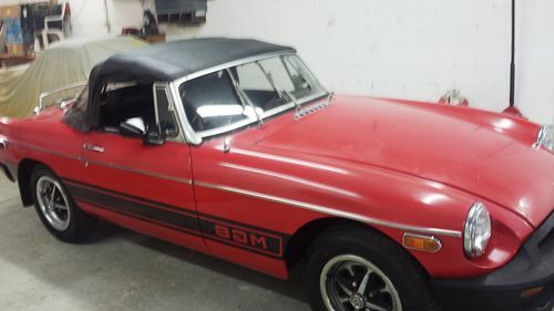 Mgb red 1975 anniversary edition
