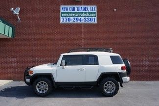 2013 toyota fj 4x4 special ordered only 8k miles nice upgrades