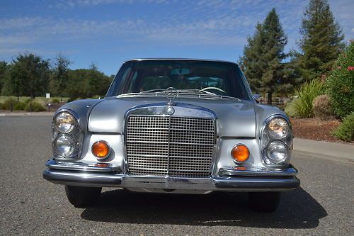 1973 mercedes 280sel 4.5.  excellent condition