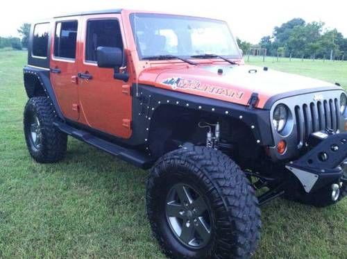 2010 jeep wrangler jk unlimited mountain ed lifted on 37s