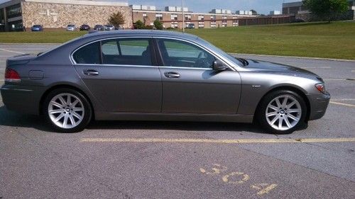 2006 bmw 750 li in mint condition fully loaded  navigation/moonroof 29,416 miles