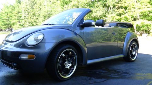 2004 volkswagen beetle gls convertible 2-door 1.8l, turbo, metallic gray/black