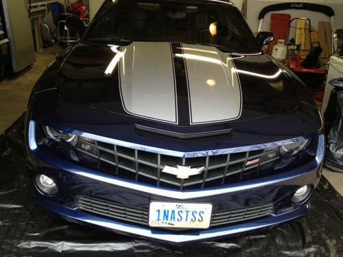 2010 chevrolet camaro ss coupe 2-door 6.2l