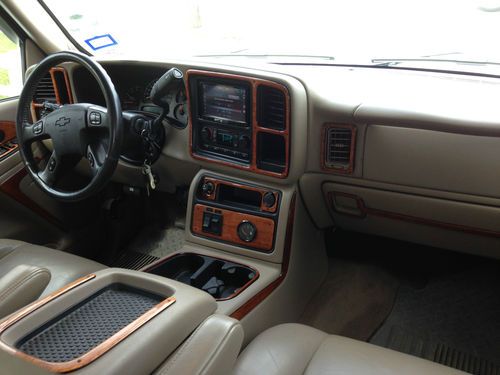 Sell used 2006 Chevy Western Hauler 3500 LT Silverado ...