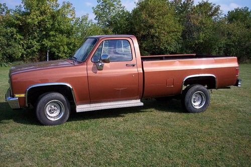 1986 chevy scottsdale 1/2 ton 383 stroker th700 r4 currie ford 9" positraction