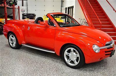 2003 chevrolet ssr super sport roadster boards hitch saddle bags loaded perfect