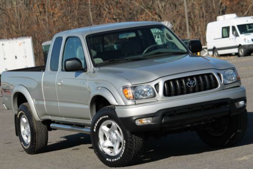 2004 toyota tacoma xtracab 4x4 trd off-road timing belt done new tires only 88k!