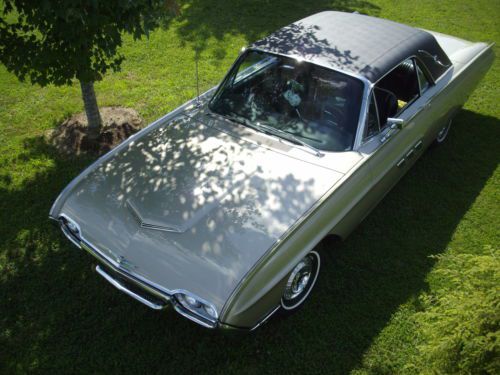 1963 ford thunderbird landau, 390 300 hp 4 bl. swing away wheel. power steering
