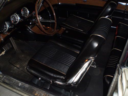 Sell used 1963 Ford Thunderbird Landau, 390 300 hp 4 bl ...