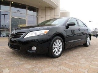 2011 camry 4dr sdn i4 auto xle, sunroof, heated seats, leather.