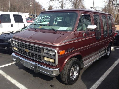 Sell Used 1993 Chevrolet G20 Chevy Mark Iii Conversion Van 3