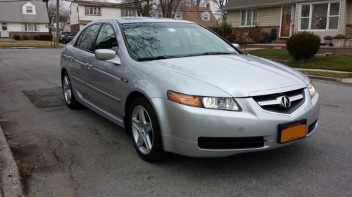 2004 acura tl -- fully loaded -- superb condition