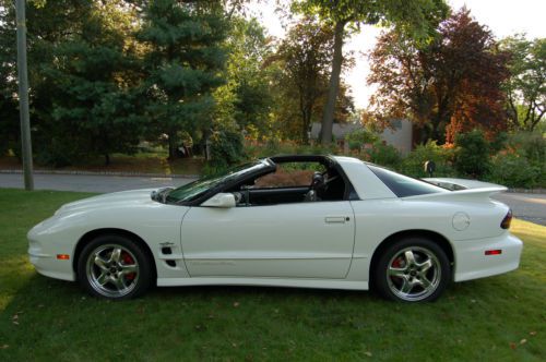 Low mileage supercharged 2002 pontiac trans am ws6- owned by gm &#034;a&#034; tech