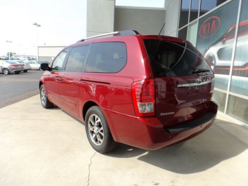 2014 kia sedona lx