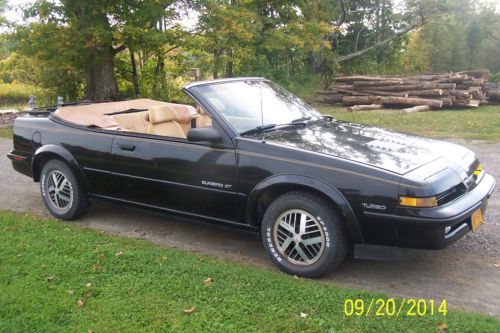 1988 pontiac sunbird gt convertible 2.0 l less than 32,000 miles