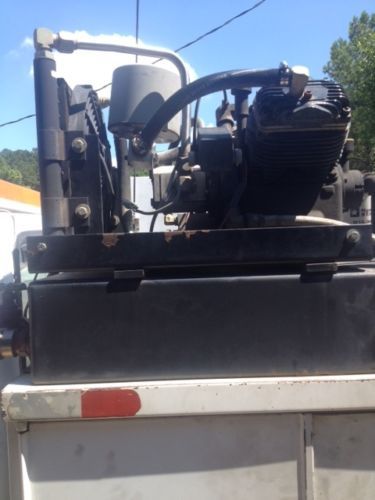 Mechanics Service truck with welder and Hydraulic compressor, image 6