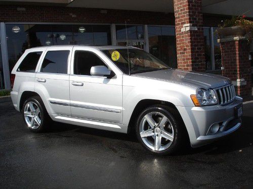 07 grand cherokee srt8 navigation rear dvd 26k mi