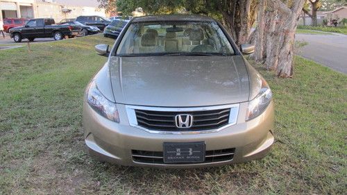 Honda accord lx 2009 gold metallic one owner car mint conditions 54,xxx miles