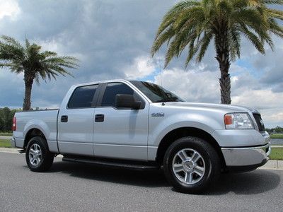 Ford f150 supercrew xlt 5.4l v8  -- low miles-- extra clean truck!!