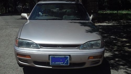 1996 toyota camry le sedan 4-door 3.0l