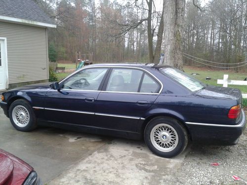 1998 bmw 740i base sedan 4-door 4.4l