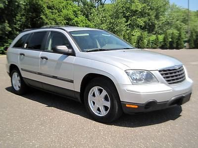 All wheel drive - 3.5l v6 - automatic - runs great - no reserve auction!