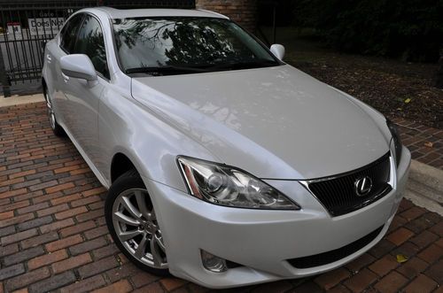 2008 lexus is250 awd.no reserve.4x4/leather/heated/moon/17's/fogs/pearl/rebuilt
