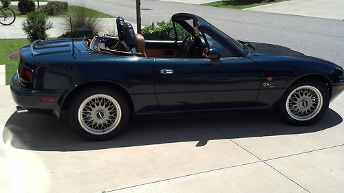 1995 mazda miata loaded with extras nicest around looks &amp; drives better than new
