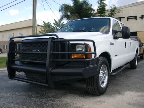 Crewcab 4dr 2wd turbo diesel chrome automatic low miles!!!!!!!!