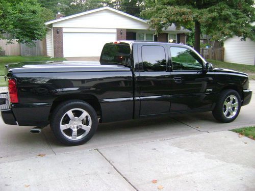 2004 Chevy Silverado For Sale >> Purchase used 2004 Black Silverado SS in Saint Louis ... 2004 Chevy Silverado For Sale >> Purchase used 2004 Black Silverado SS in Saint Louis ...