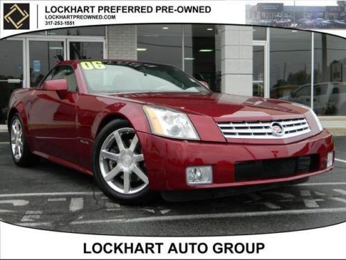 Super low miles hard top convertible 4.6l navigation heated front seats
