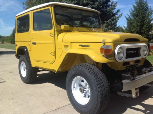 Fj40 toyota land crusier show room condition