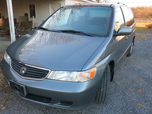 01 honda odyssey one owner low mileage excellent cond drive it home no reserve