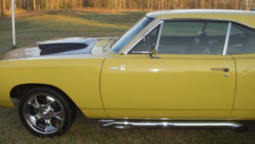 1968 plymouth road runner clone