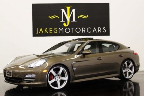 2011 panamera 4, only 12k miles, custom 22 wheels, loaded with options! pristine